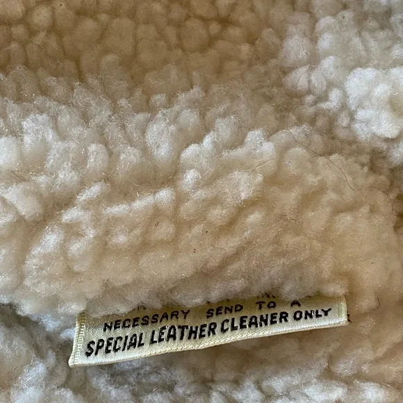 Vintage G-III New York leather bomber jacket with hood. - Picture 8 of 12